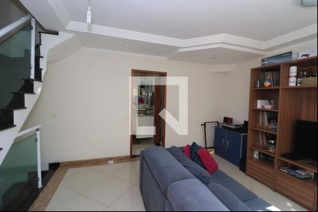 Sala de TV de casa de condomínio à venda com 3 quartos, 105m² em Vila Esperança, São Paulo