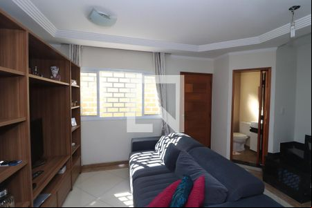 Sala de TV de casa de condomínio à venda com 3 quartos, 105m² em Vila Esperança, São Paulo