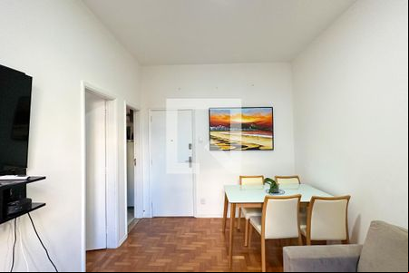 Sala de apartamento para alugar com 1 quarto, 50m² em Copacabana, Rio de Janeiro