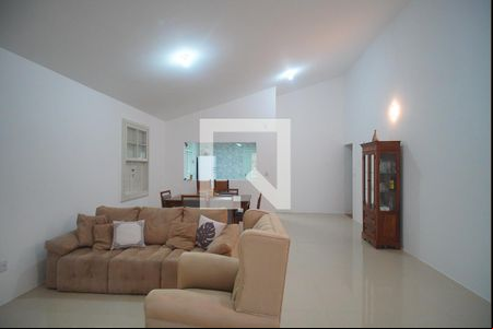 Sala de casa para alugar com 3 quartos, 197m² em Vila Nova, Novo Hamburgo