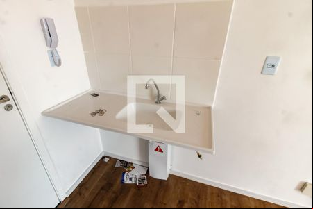 Cozinha de kitnet/studio para alugar com 1 quarto, 17m² em Jardim Monte Kemel, São Paulo