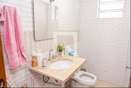 lavabo de casa para alugar com 3 quartos, 250m² em Cidade Líder, São Paulo
