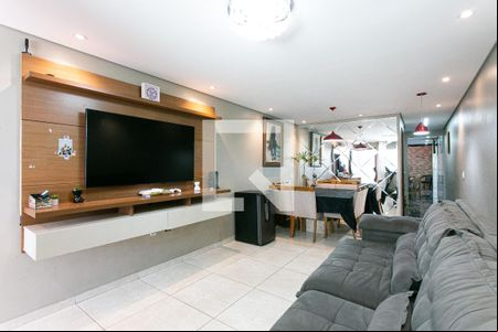 Sala de casa à venda com 3 quartos, 210m² em Vila União (zona Leste), São Paulo