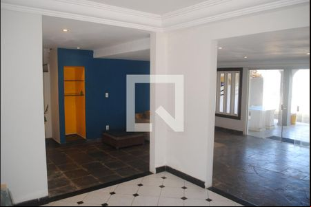 Sala  de casa para alugar com 5 quartos, 550m² em Piatã, Salvador