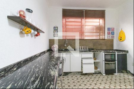 Cozinha de casa à venda com 4 quartos, 240m² em Navegantes, Porto Alegre