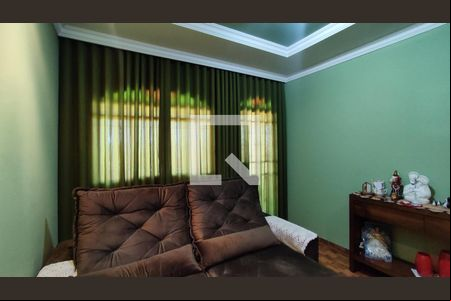 Sala 1 de casa à venda com 3 quartos, 170m² em Nacional, Contagem