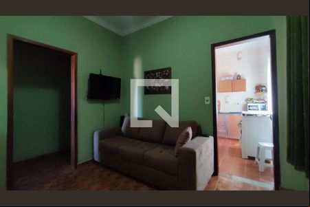 Sala 2 de casa à venda com 3 quartos, 170m² em Nacional, Contagem