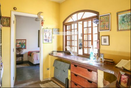 Corredor de casa para alugar com 3 quartos, 220m² em Parque Residencial da Lapa, São Paulo