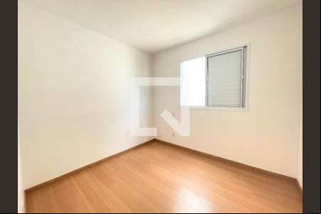 Quarto de apartamento à venda com 3 quartos, 77m² em Salgado Filho, Belo Horizonte