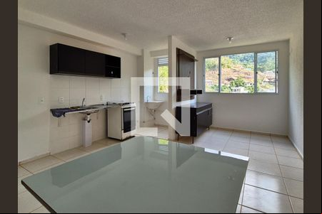 Sala de apartamento para alugar com 2 quartos, 50m² em Vargem Grande, Rio de Janeiro