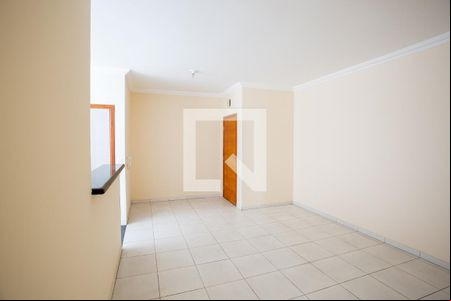 Sala de apartamento para alugar com 3 quartos, 80m² em Betim Industrial, Betim