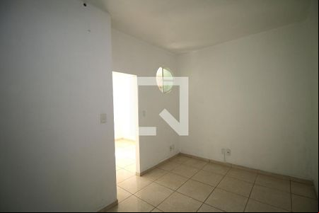 Quarto 2 de casa para alugar com 2 quartos, 50m² em Brás de Pina, Rio de Janeiro