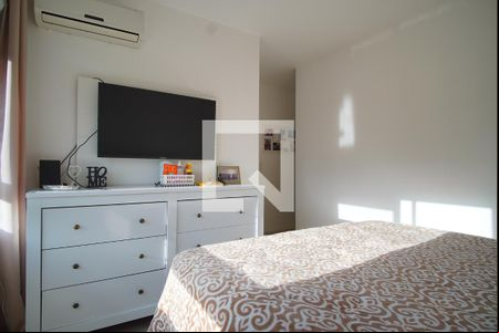 Quarto 1 de apartamento para alugar com 2 quartos, 90m² em Petrópolis, Porto Alegre