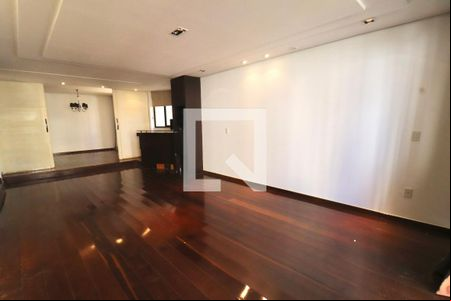 Sala de apartamento para alugar com 4 quartos, 242m² em Setor Bueno, Goiânia