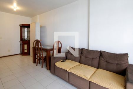 Sala de apartamento à venda com 1 quarto, 50m² em Barra da Tijuca, Rio de Janeiro
