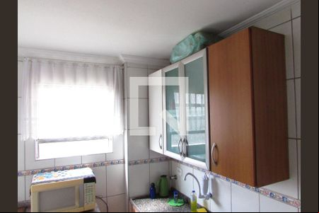 Cozinha de apartamento à venda com 2 quartos, 52m² em Parque Pinheiros, Taboão da Serra