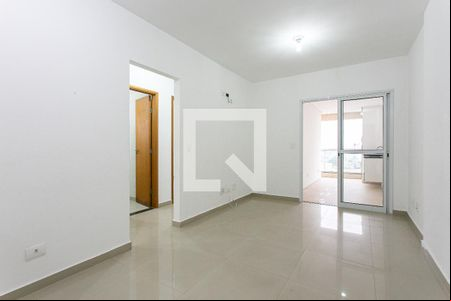 Sala de apartamento para alugar com 3 quartos, 76m² em Vila Galvão, Guarulhos