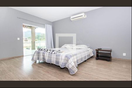 Casa à venda com 4 quartos, 440m² em Anil, Rio de Janeiro