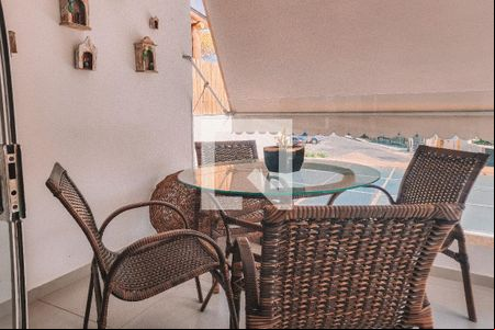 Varanda de kitnet/studio para alugar com 1 quarto, 75m² em Piatã, Salvador