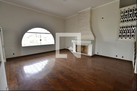 Sala 1 de casa para alugar com 8 quartos, 1000m² em Chácara Primavera, Campinas