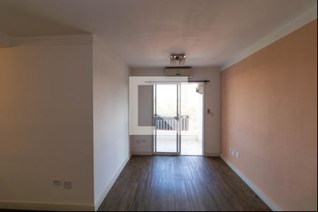 Salas de apartamento para alugar com 3 quartos, 75m² em Parque Brasília, Campinas