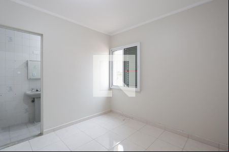 Suíte de casa à venda com 3 quartos, 110m² em Santa Teresinha, São Paulo