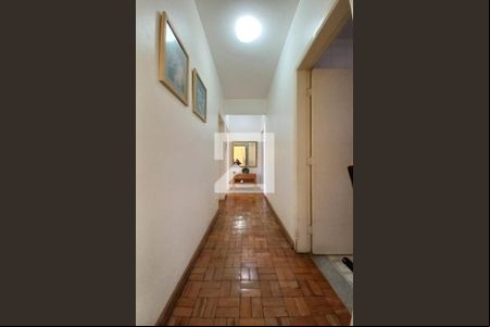 Corredor  de apartamento à venda com 2 quartos, 108m² em Centro, Campinas