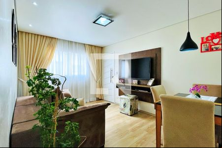 Apartamento à venda com 68m², 2 quartos e 1 vagaSala
