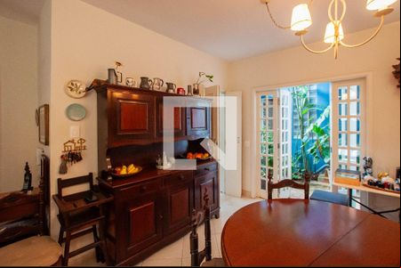 Sala de casa à venda com 4 quartos, 187m² em Pinheiros, São Paulo