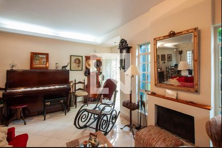 Sala de casa à venda com 4 quartos, 187m² em Pinheiros, São Paulo