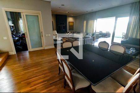 Sala 2 de casa para alugar com 3 quartos, 656m² em Vila Tramontano, São Paulo