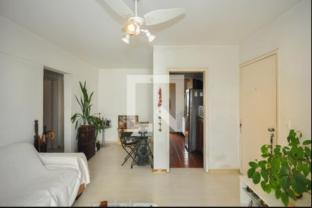 Sala de apartamento à venda com 2 quartos, 67m² em Real Parque, São Paulo