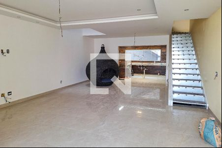 Sala de casa de condomínio para alugar com 3 quartos, 350m² em Maravista, Niterói