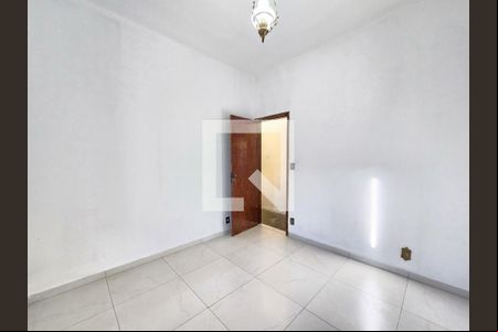 Quarto 2 de casa à venda com 3 quartos, 190m² em Esplanada, Belo Horizonte