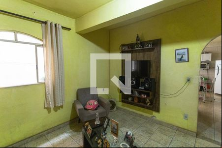 Sala de casa à venda com 2 quartos, 80m² em Ana Lucia , Belo Horizonte