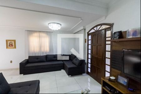 Sala de casa à venda com 4 quartos, 500m² em Copacabana, Belo Horizonte