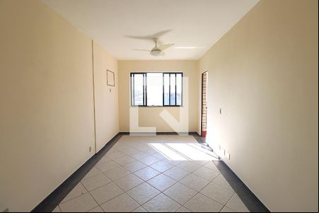 Sala de apartamento para alugar com 3 quartos, 85m² em Penha Circular, Rio de Janeiro