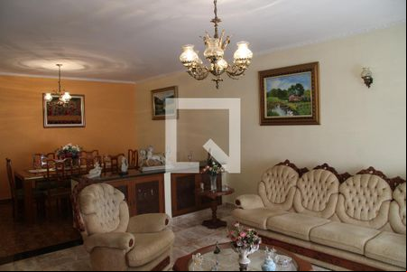 Sala de casa à venda com 4 quartos, 174m² em Vila Yaya, Guarulhos