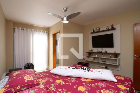 Suíte de casa para alugar com 3 quartos, 4000m² em Jardim Célia, Guarulhos
