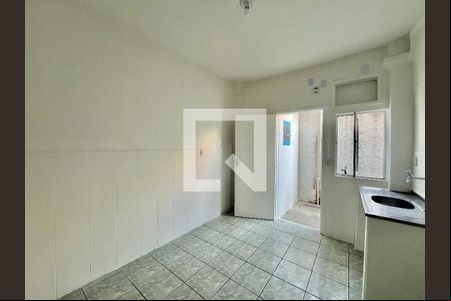 Sala de kitnet/studio para alugar com 1 quarto, 25m² em Gardênia Azul, Rio de Janeiro