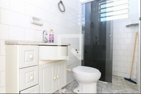 Banheiro de kitnet/studio para alugar com 1 quarto, 25m² em Conjunto Residencial Trinta E Um de Marco, São José dos Campos