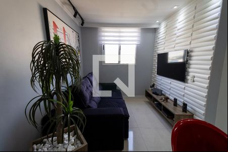 Sala de apartamento para alugar com 2 quartos, 50m² em Jardim Guairaca, São Paulo