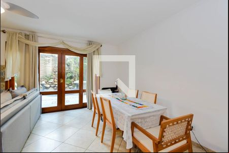 Sala de Estar de casa à venda com 5 quartos, 326m² em Vila Yaya, Guarulhos