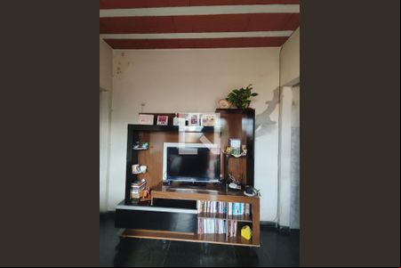 Sala de casa à venda com 2 quartos, 100m² em Santo Antonio, Contagem