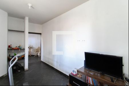 Sala de casa à venda com 3 quartos, 154m² em Santa Terezinha, Belo Horizonte