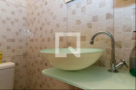 Lavabo de casa à venda com 3 quartos, 100m² em Parque Pinheiros, Taboão da Serra