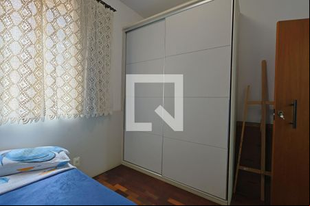 Quarto 1 de apartamento para alugar com 3 quartos, 90m² em Santo Antônio, Belo Horizonte