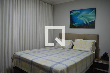 Casa à venda com 5 quartos, 350m² em Arvoredo, Contagem