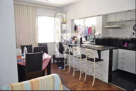 Sala  de apartamento para alugar com 3 quartos, 75m² em Grajaú, Rio de Janeiro