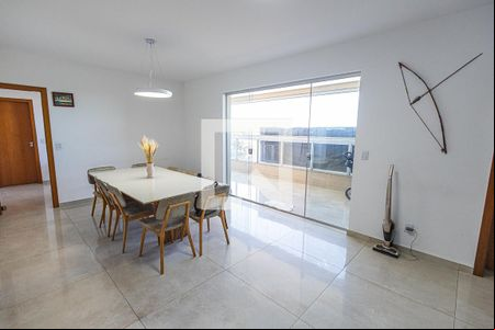 Sala de apartamento à venda com 4 quartos, 147m² em Ouro Preto, Belo Horizonte